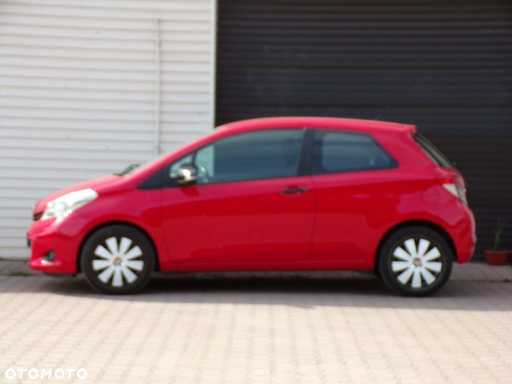 Toyota Yaris - 15