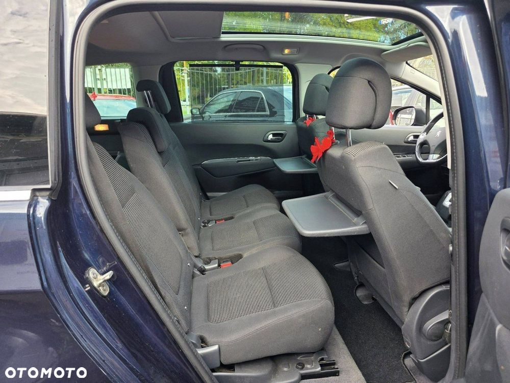 Peugeot 5008 HDI FAP 115 Family - 29