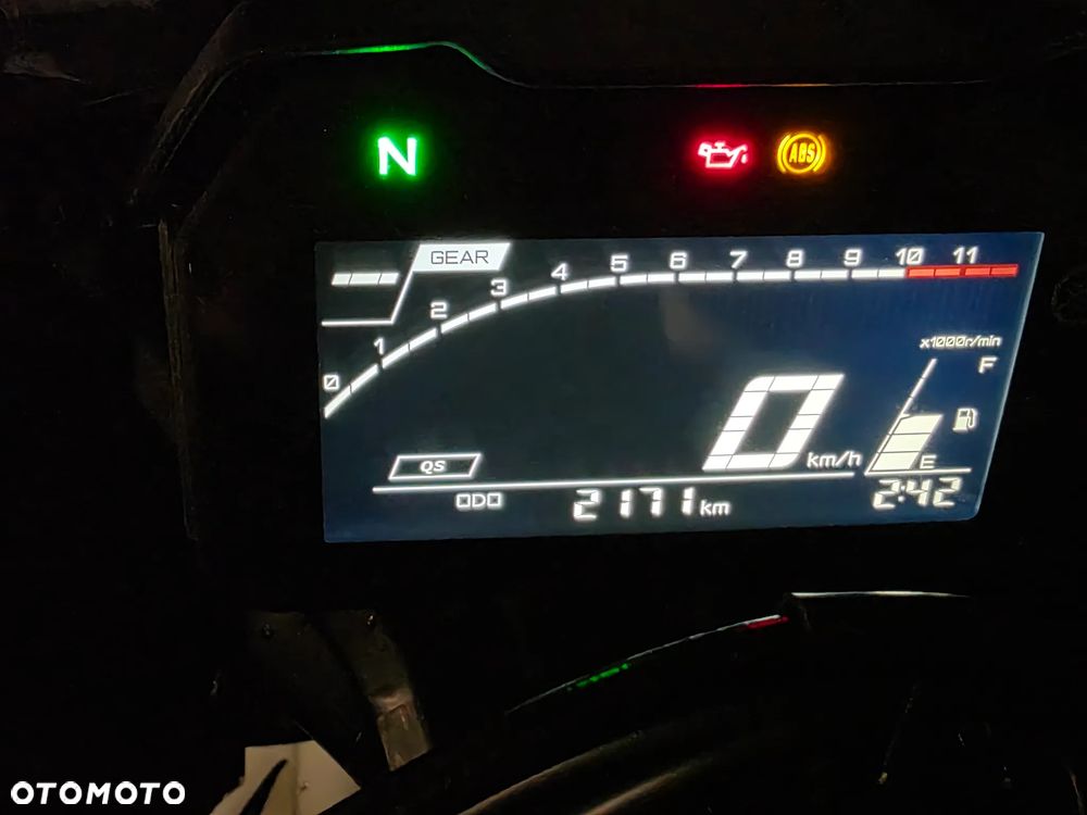 Yamaha R7 - 3