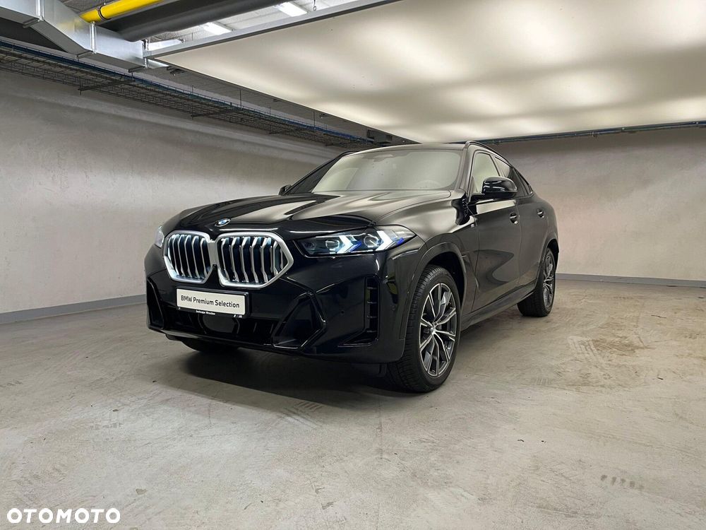 BMW X6 xDrive40d mHEV - 10