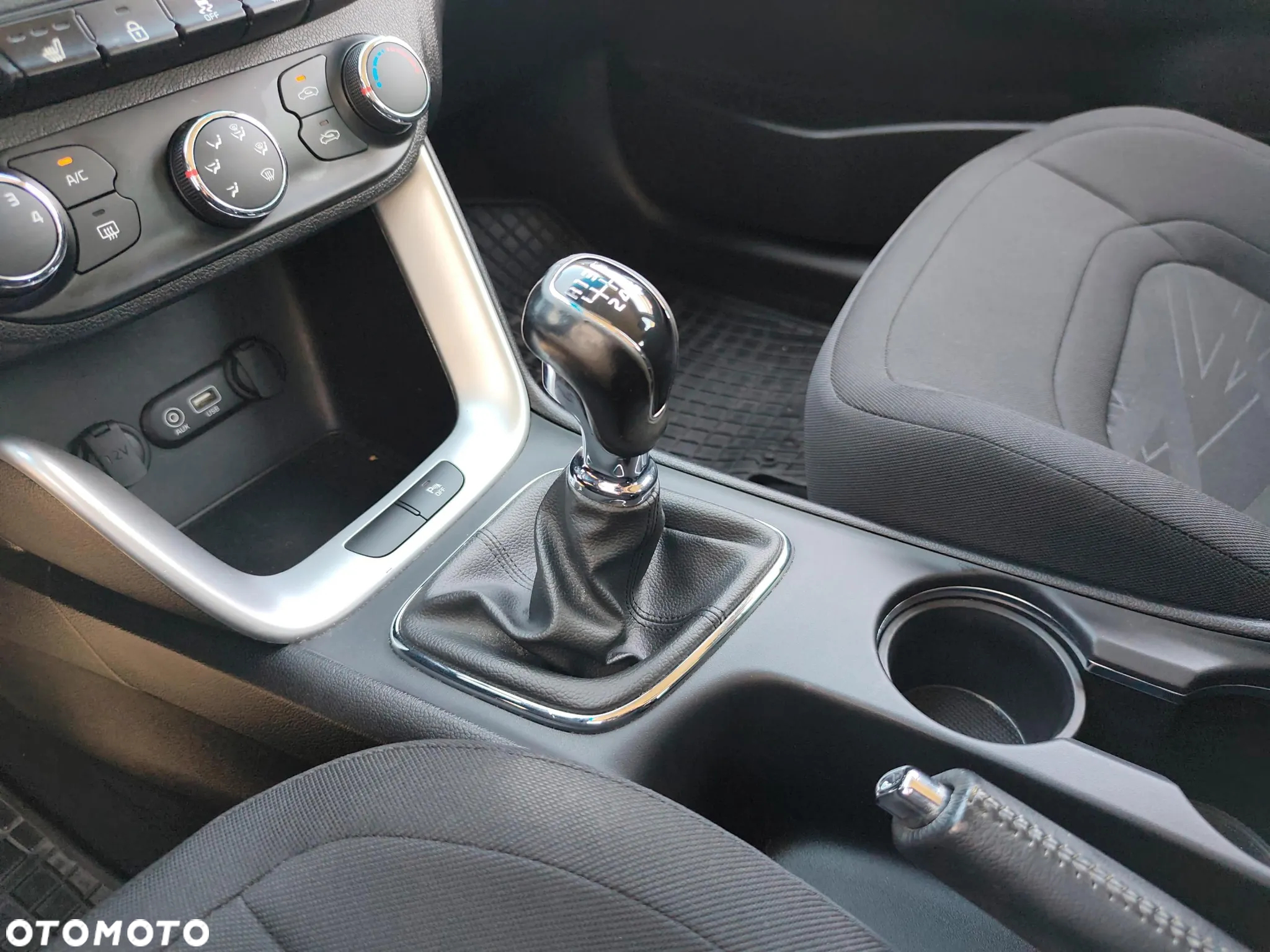 Kia Ceed 1.4 Attract - 15