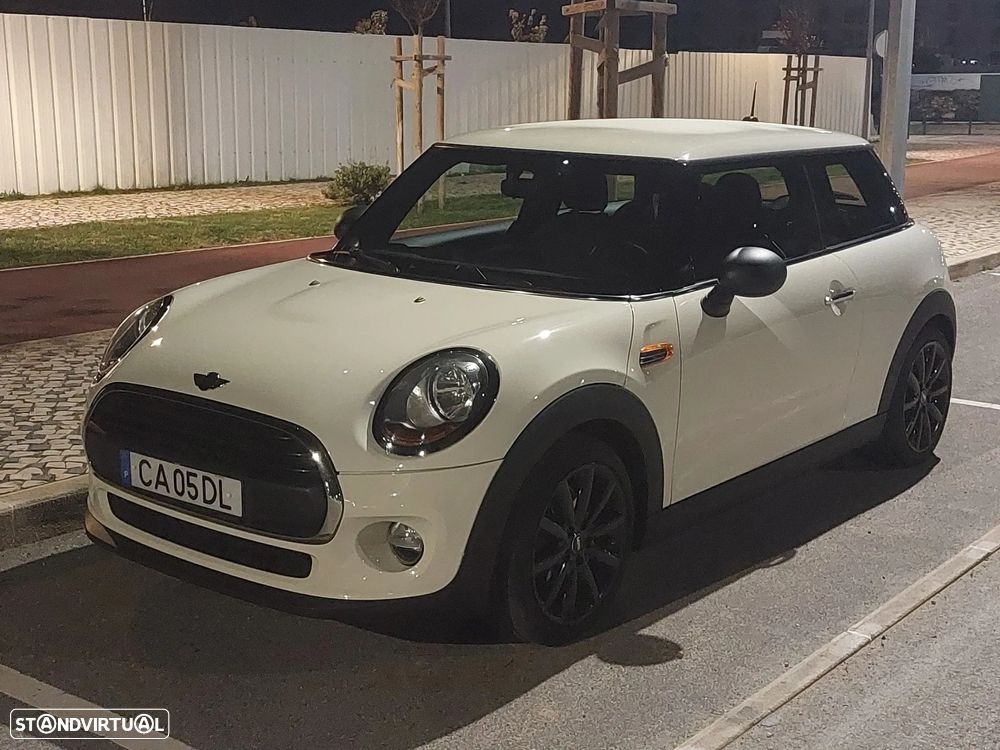 MINI 3 Portas One D Blackyard - 12