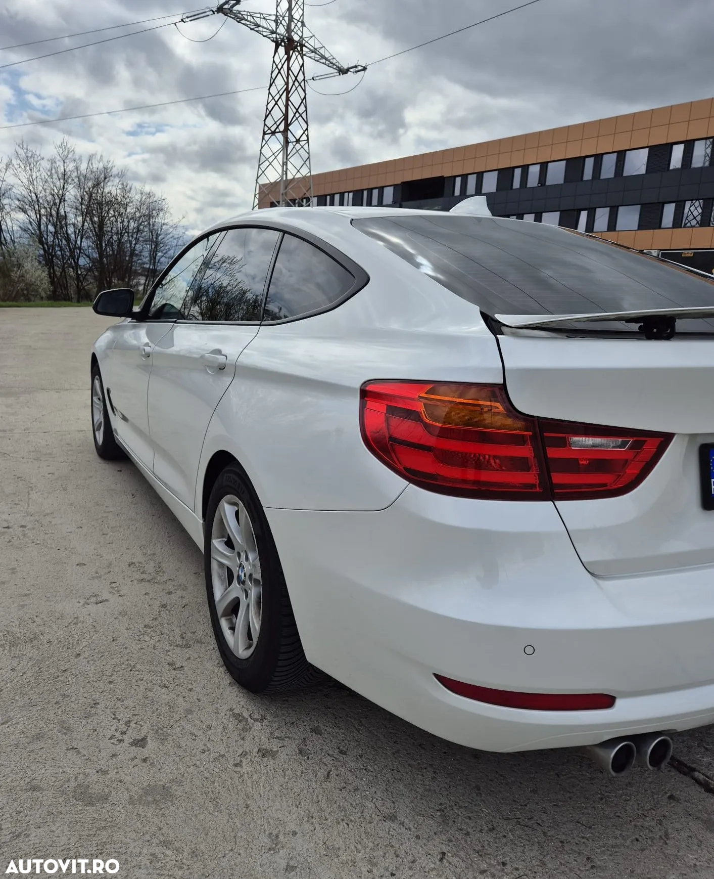 BMW Seria 3 320d GT Aut. - 7