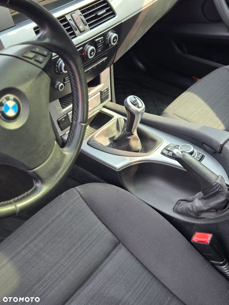 BMW Seria 5 - 12