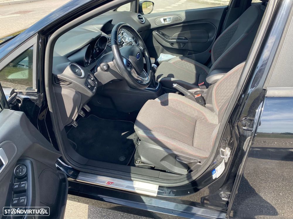 Ford Fiesta 1.0 T EcoBoost STLine - 9