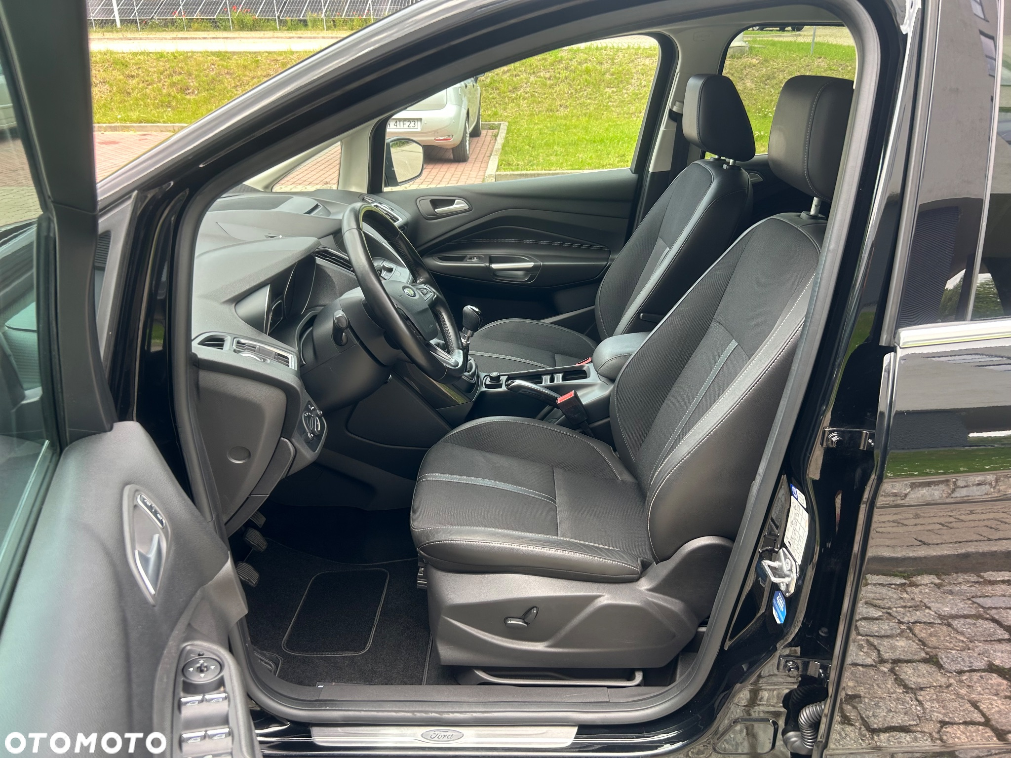 Ford C-MAX 1.5 EcoBoost Start-Stop-System Titanium - 17