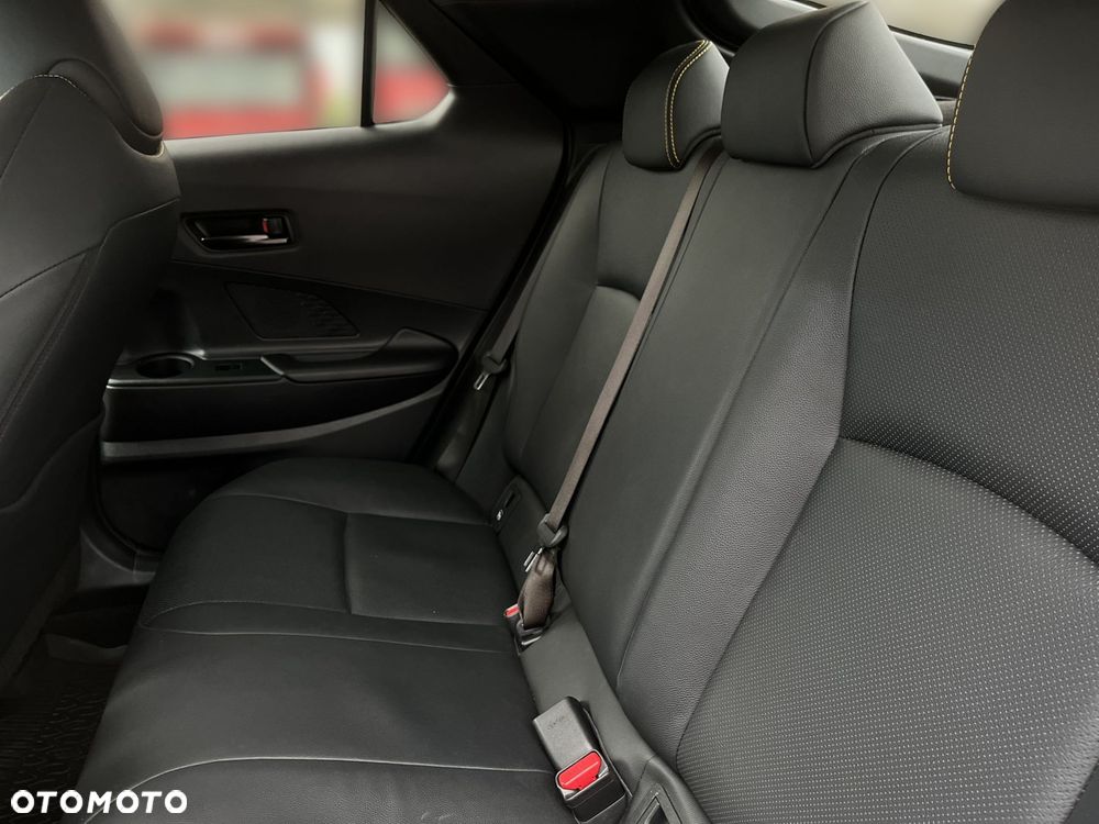 Toyota C-HR - 15