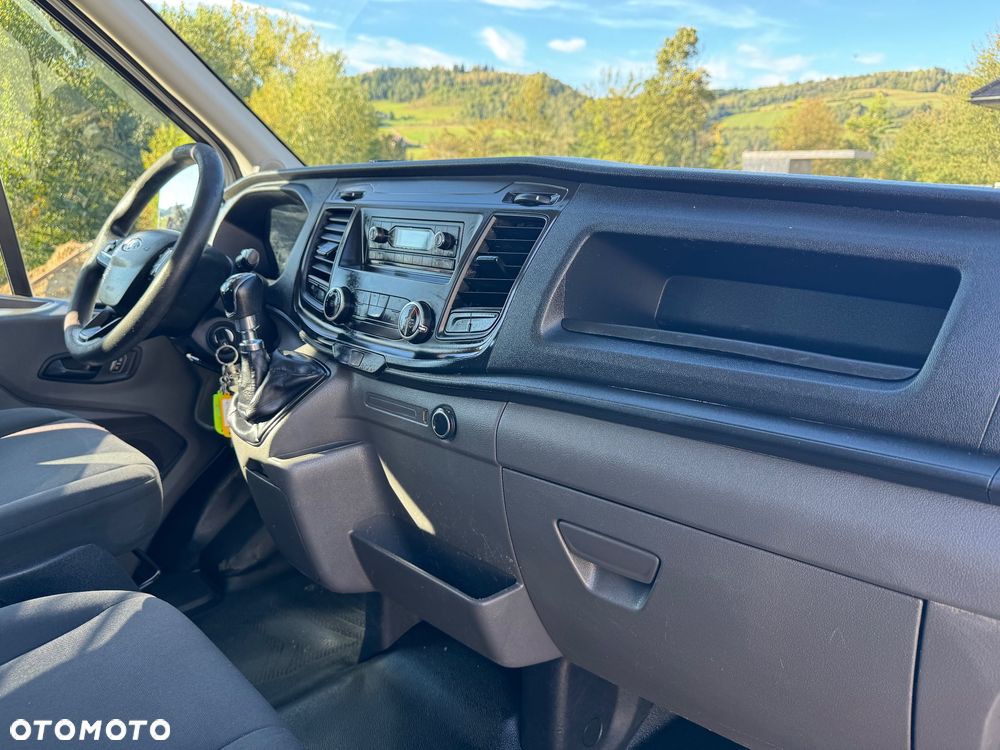 Ford Transit - 18