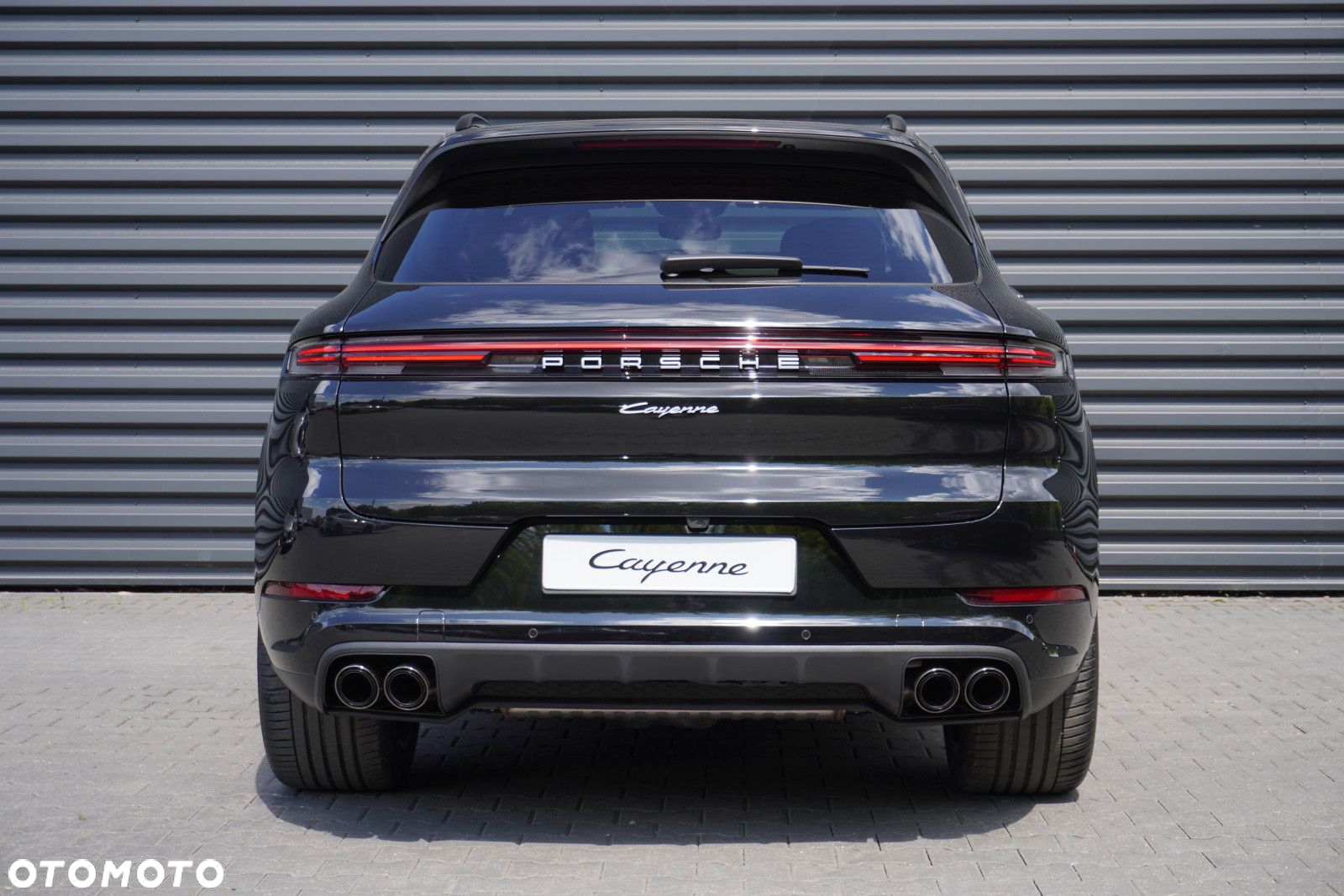 Porsche Cayenne - 2
