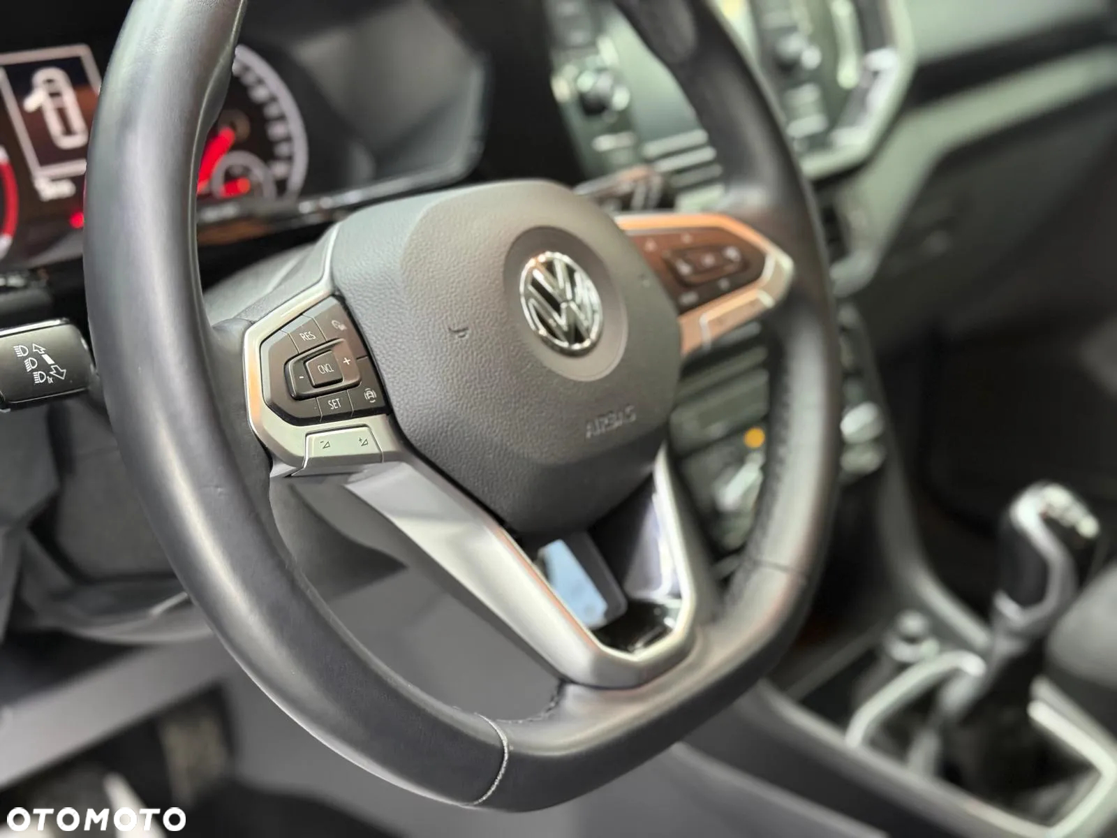 Volkswagen T-Cross 1.6 TDI SCR Life - 15