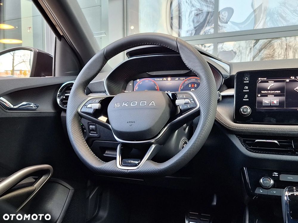 Skoda Fabia 1.0 TSI Monte Carlo - 17