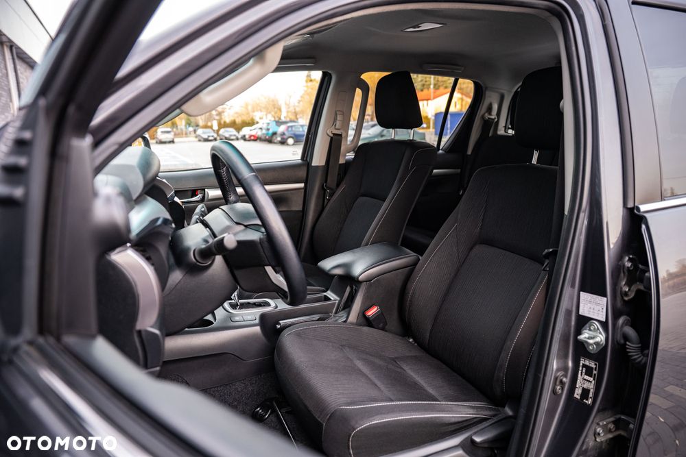 Toyota Hilux 2.4 D-4D Double Cab SR5 4x4 - 11