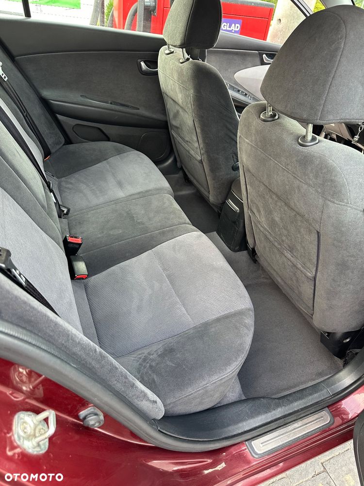 Nissan Primera - 12