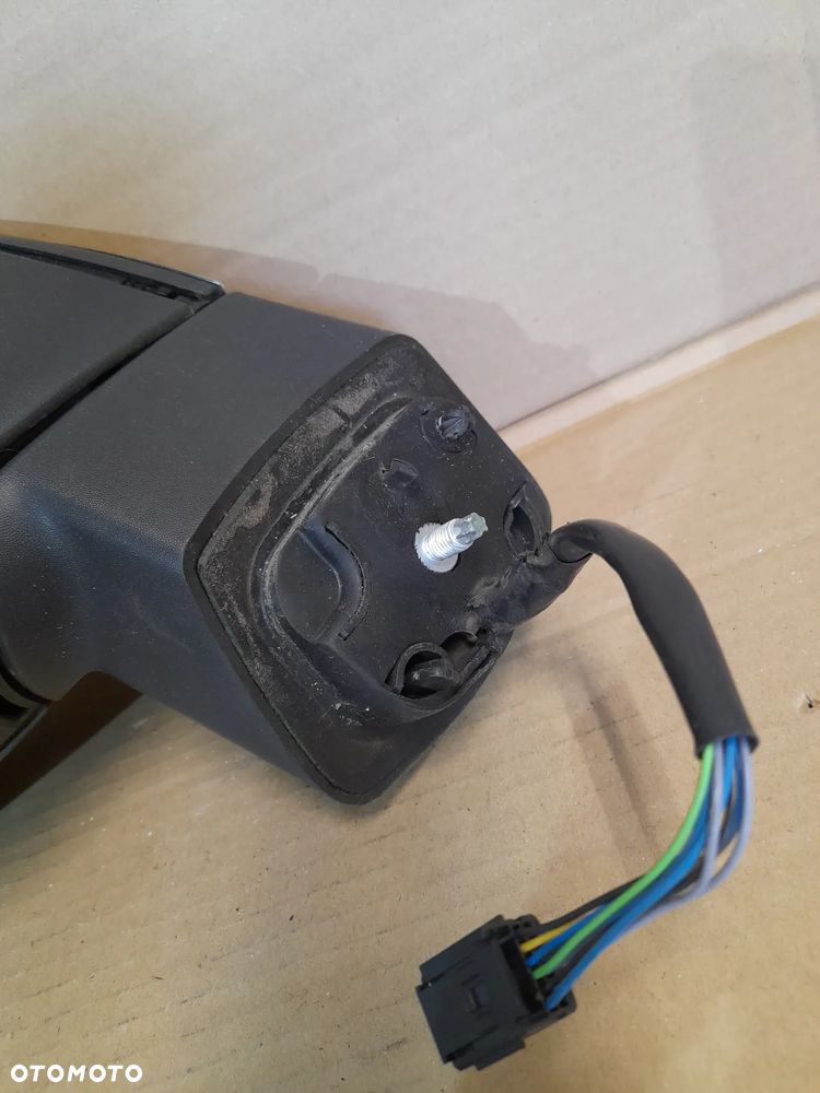 # LUSTERKO LEWE 9 PIN RENAULT SCENIC III DO MALOWANIA USZKODZONY PLASTIK - 2