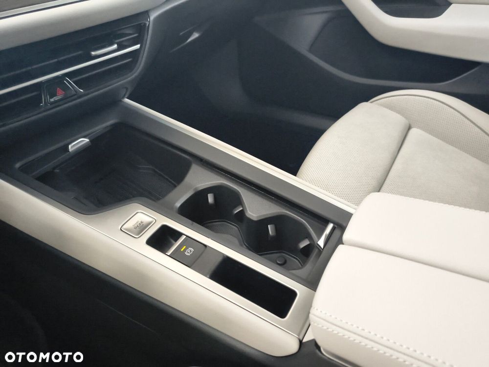 Volkswagen Passat - 27