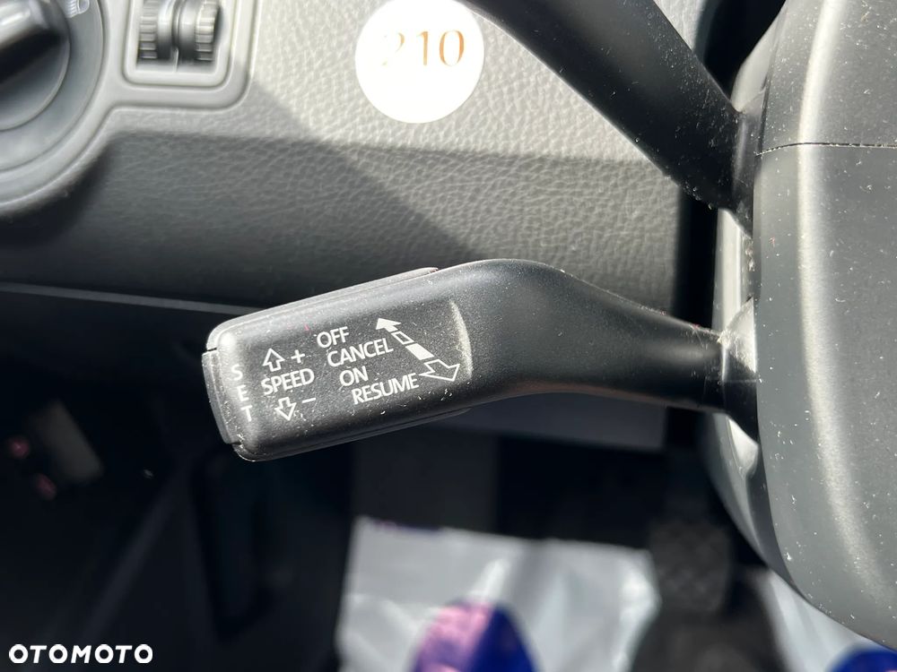 Volkswagen Passat 1.9 TDI DPF Comfortline - 21