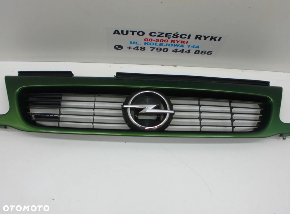 Opel Astra F Grill Atrapa przód Z369 - 3