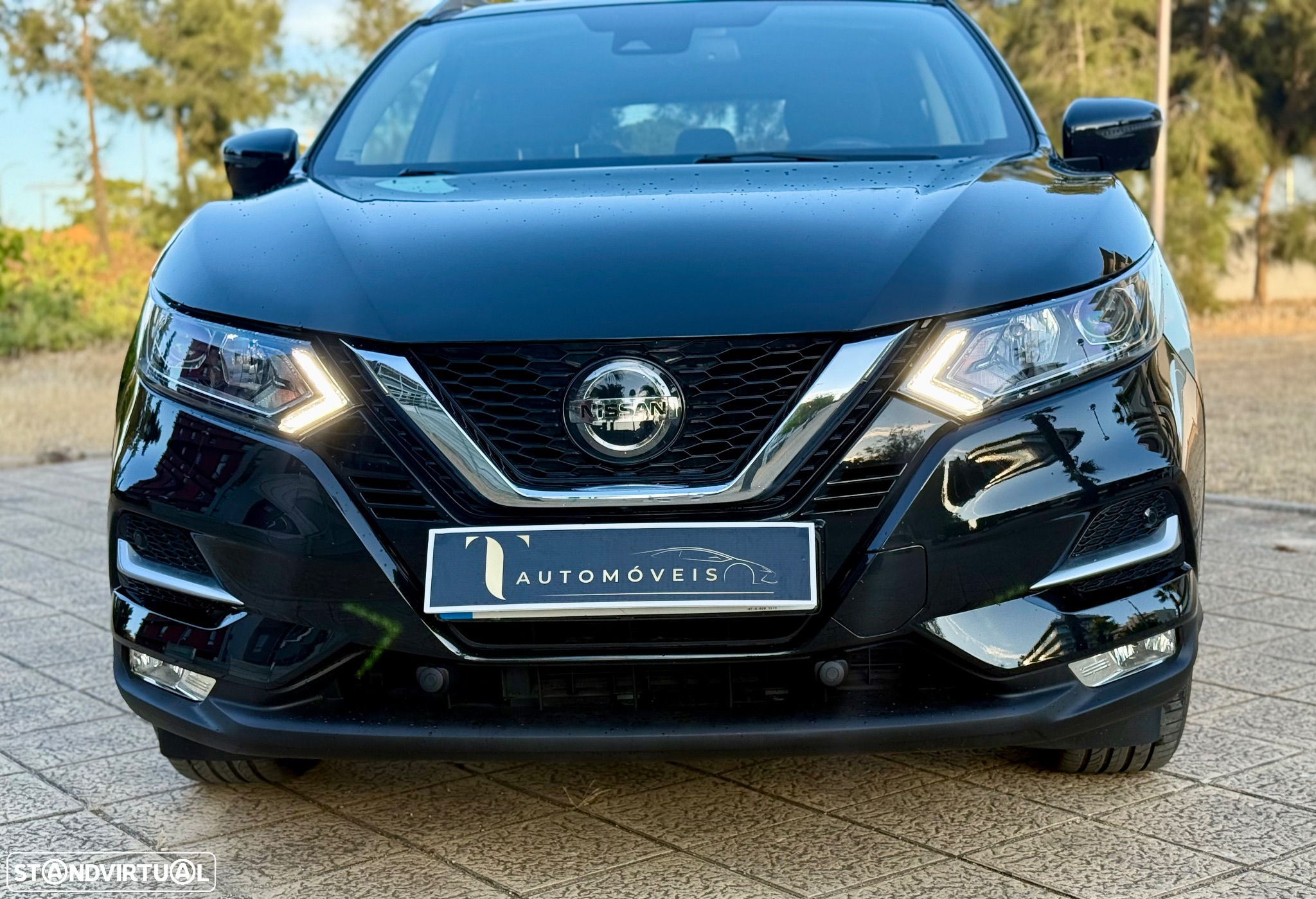 Nissan Qashqai 1.3 DIG-T N-Connecta J18 - 4