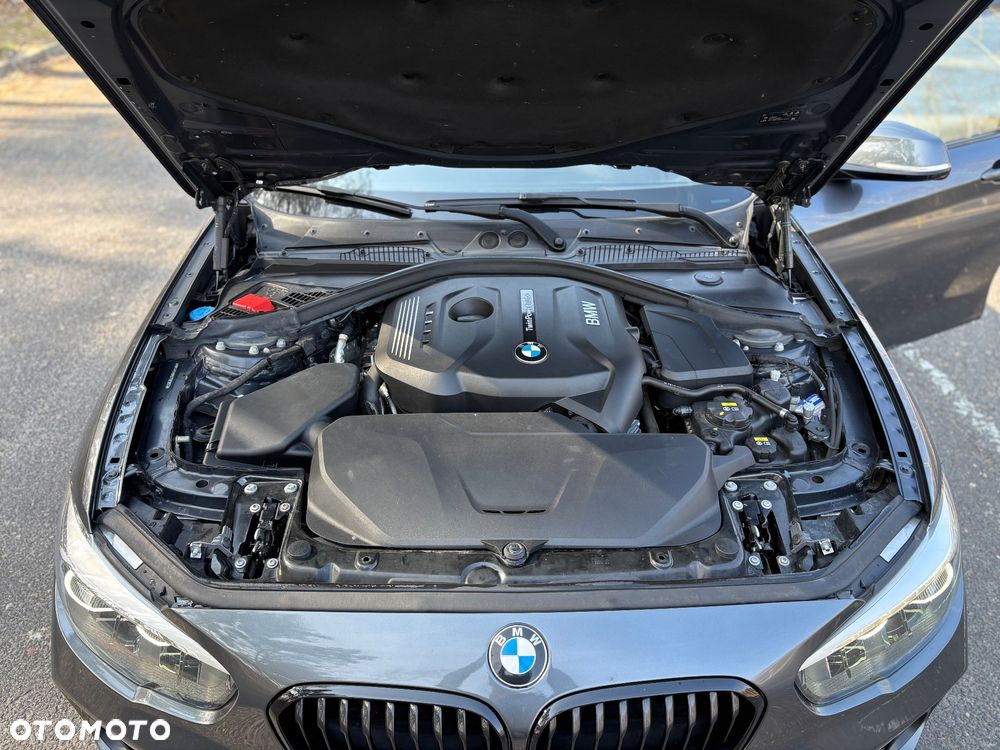 BMW Seria 1 120i M Sport Shadow - 26