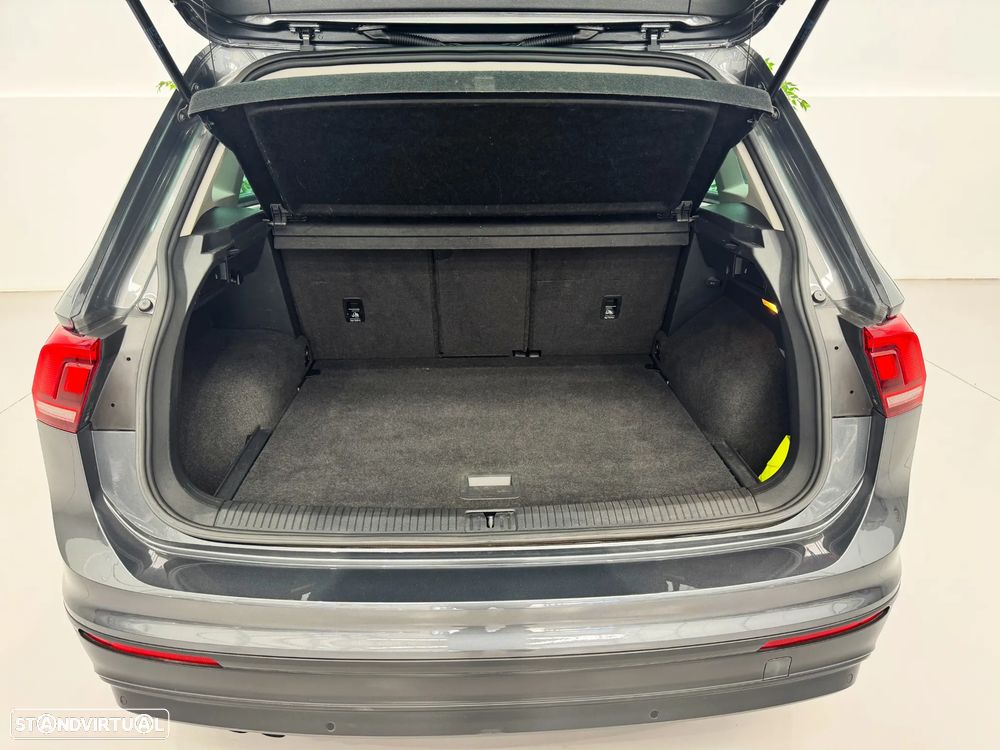 VW Tiguan 2.0 TDI Highline DSG - 29