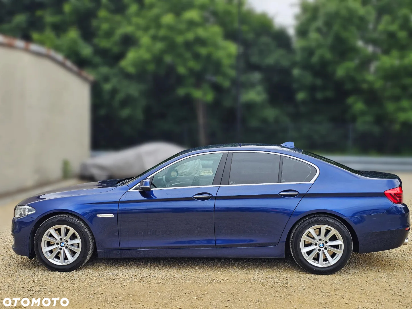BMW Seria 5 530d xDrive - 2
