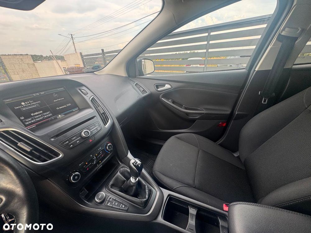 Ford Focus 1.0 EcoBoost Titanium - 14