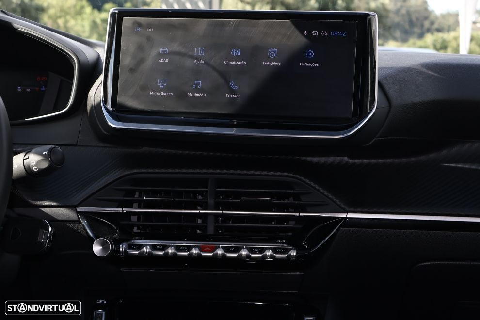 Peugeot 208 1.2 PureTech Allure - 8