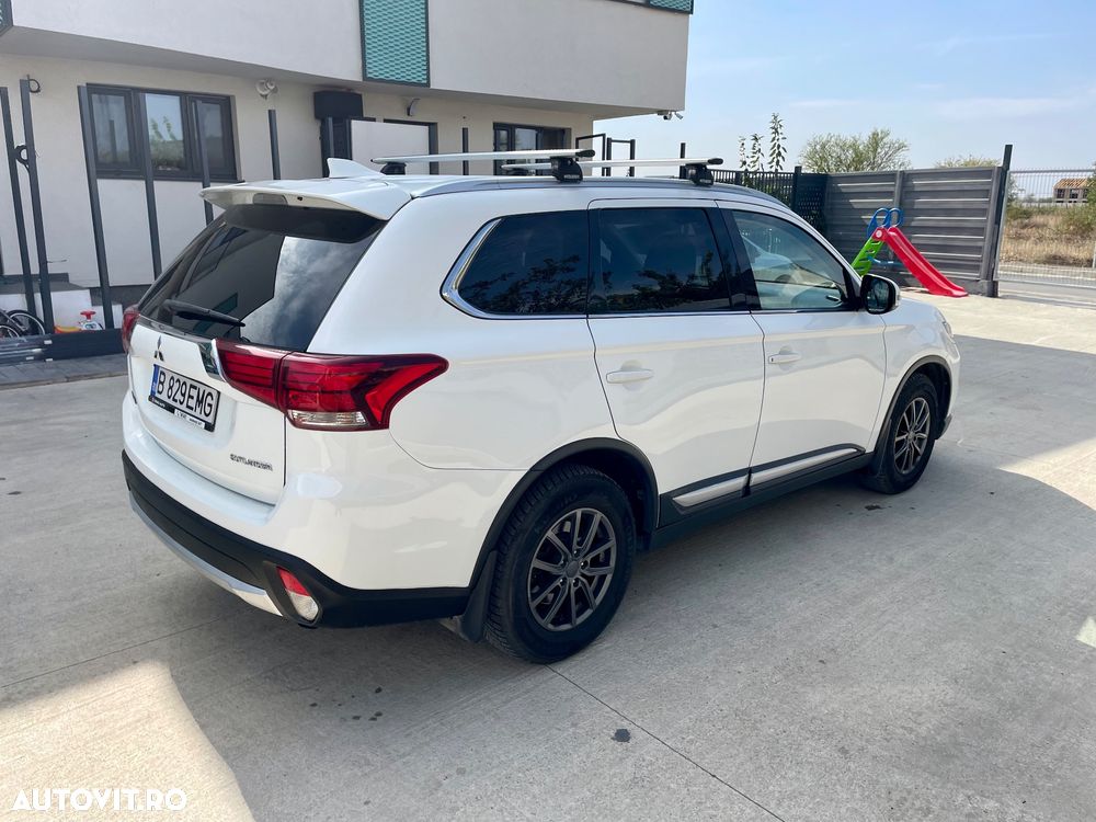 Mitsubishi Outlander 2.2 Litre DI-D AWD Instyle Aut. - 3
