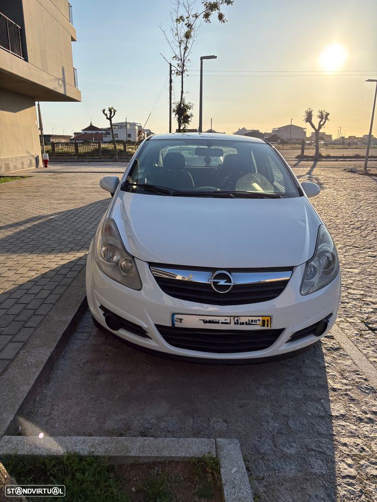Opel Corsa 1.3 CDTI Enjoy EcoFLEX - 4