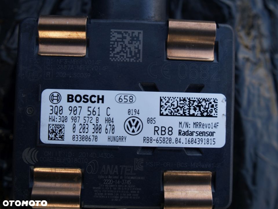 VW Passat B8 3Q0907561C Radar Sensor Bosch - 2