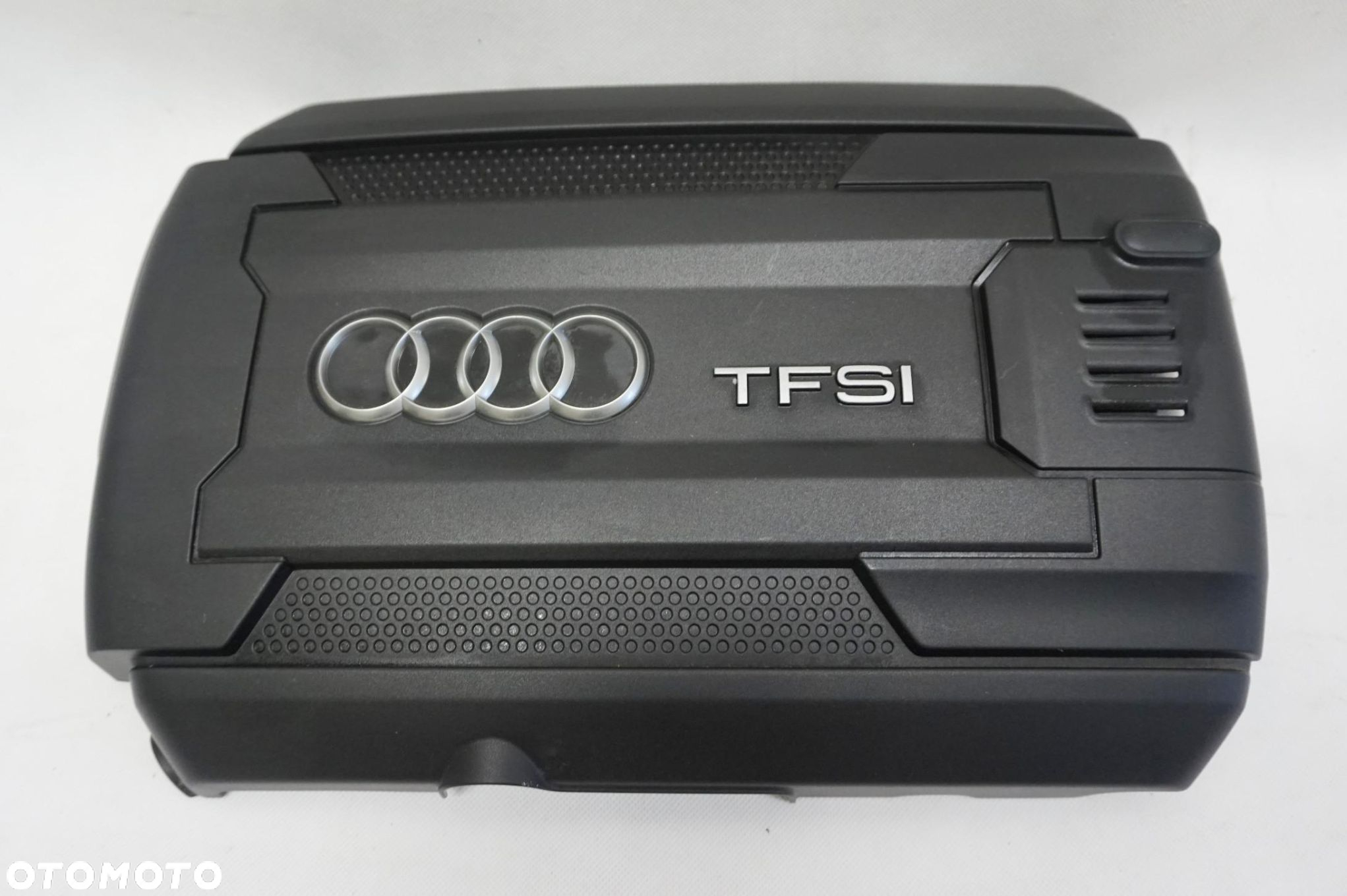 POKRYWA SILNIA AUDI TT 8S 2.0TFSI 6k0103925bn - 2