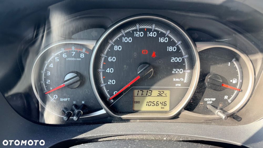 Toyota Yaris - 18