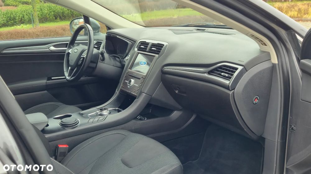 Ford Mondeo 2.0 EcoBlue Titanium - 31
