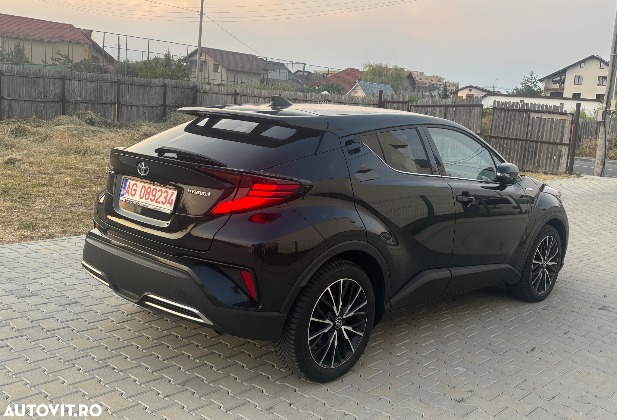 Toyota C-HR 2.0 Hybrid Lounge - 23