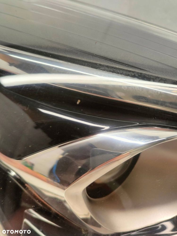 Toyota Yaris III SOCZEWKA ZW Przód strona prawa Lampa przednia - 4