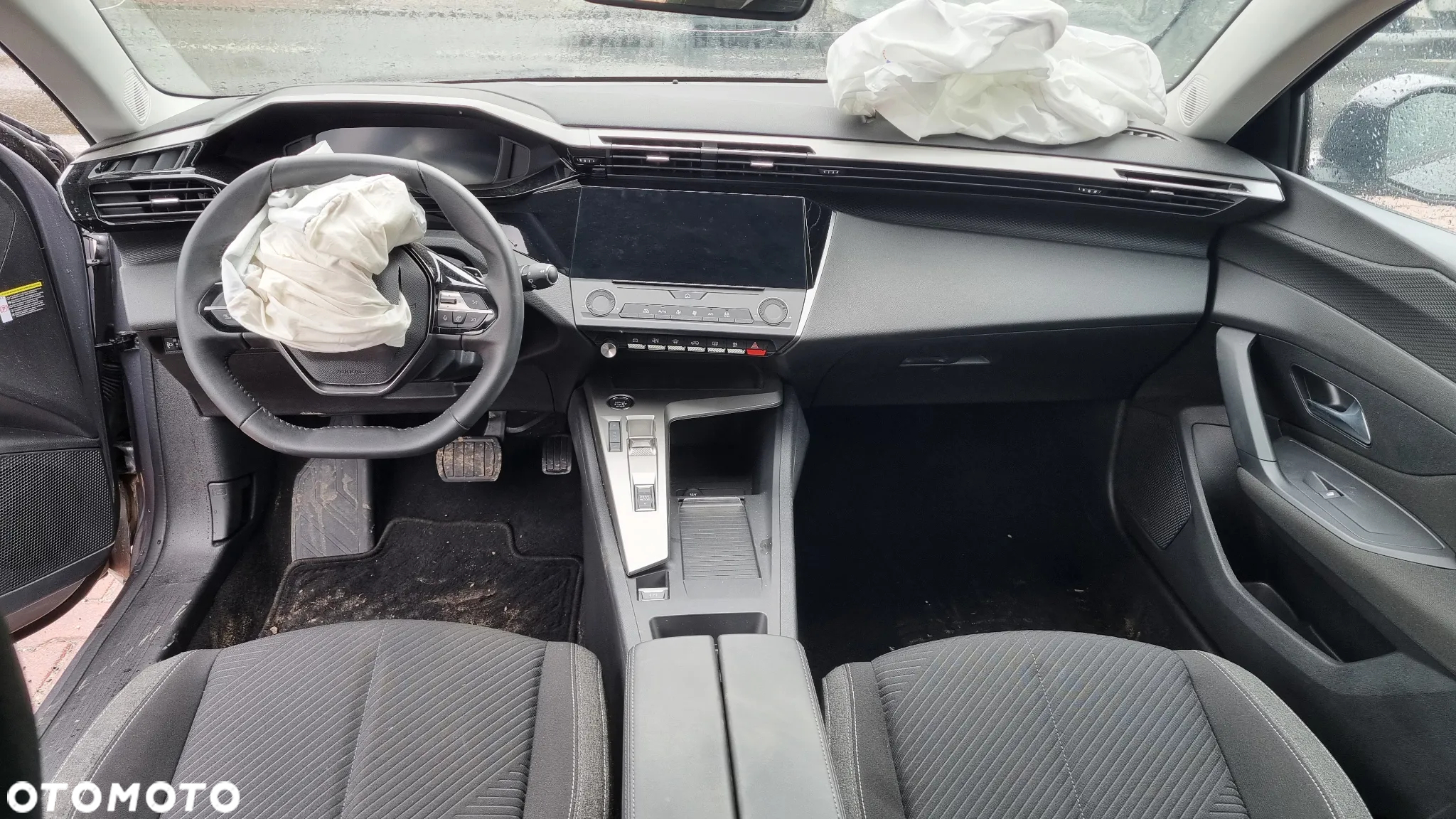Peugeot 308 1.2 PureTech Active Pack S&S EAT8 - 24