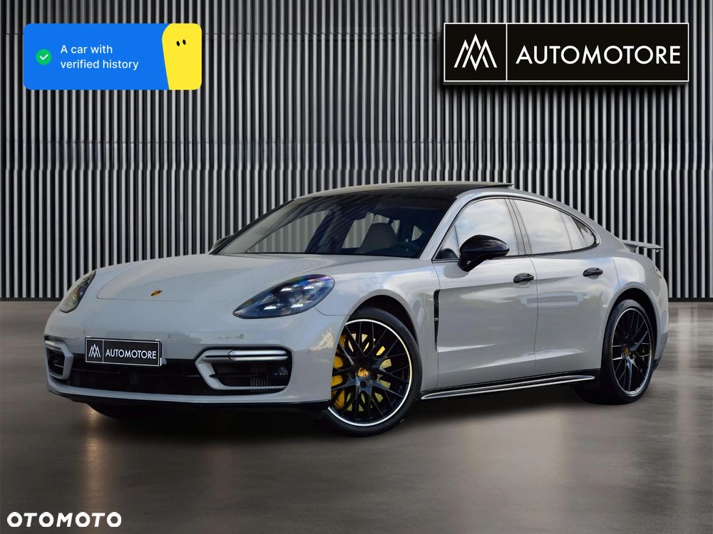 Porsche Panamera Turbo - 1