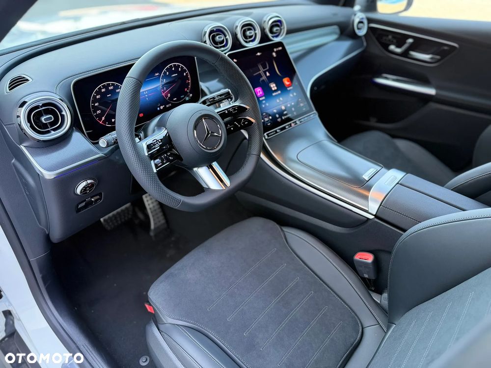 Mercedes-Benz GLC - 22