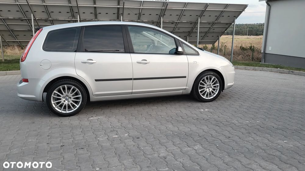 Ford C-MAX - 12