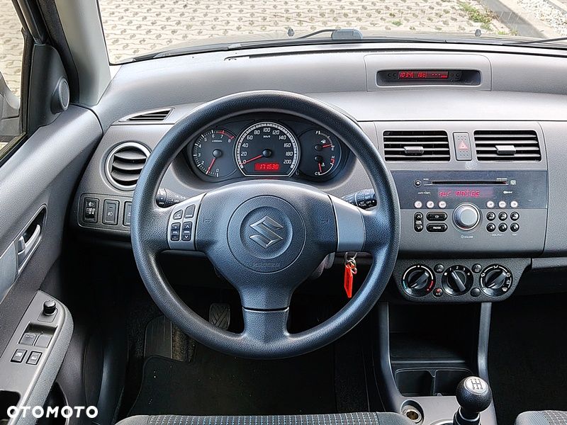 Suzuki Swift 1.3 GS / Premium - 8