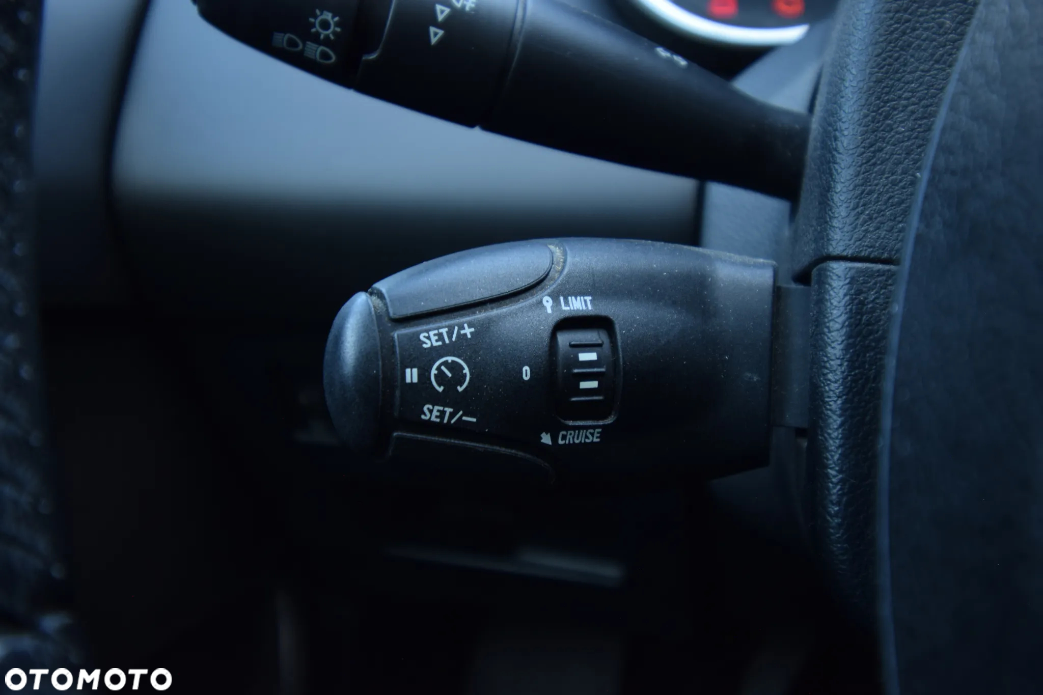 Peugeot 308 - 25