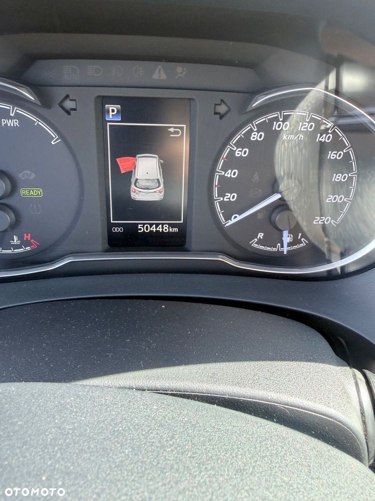 Toyota Yaris Hybrid 100 Premium - 8