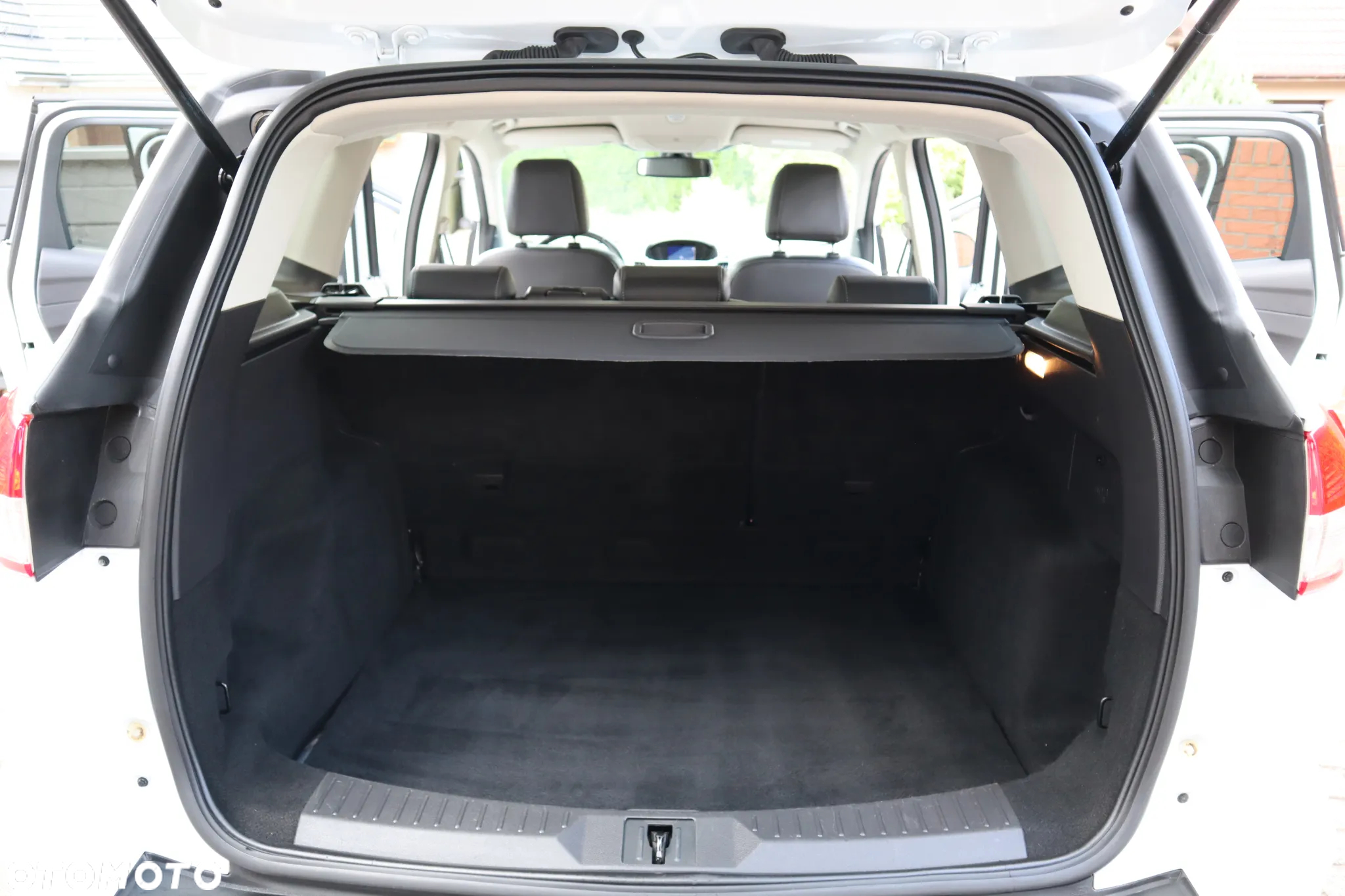 Ford Kuga 2.0 TDCi Titanium - 14