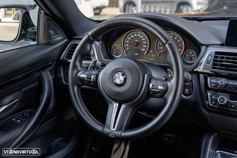BMW M4 Auto - 11
