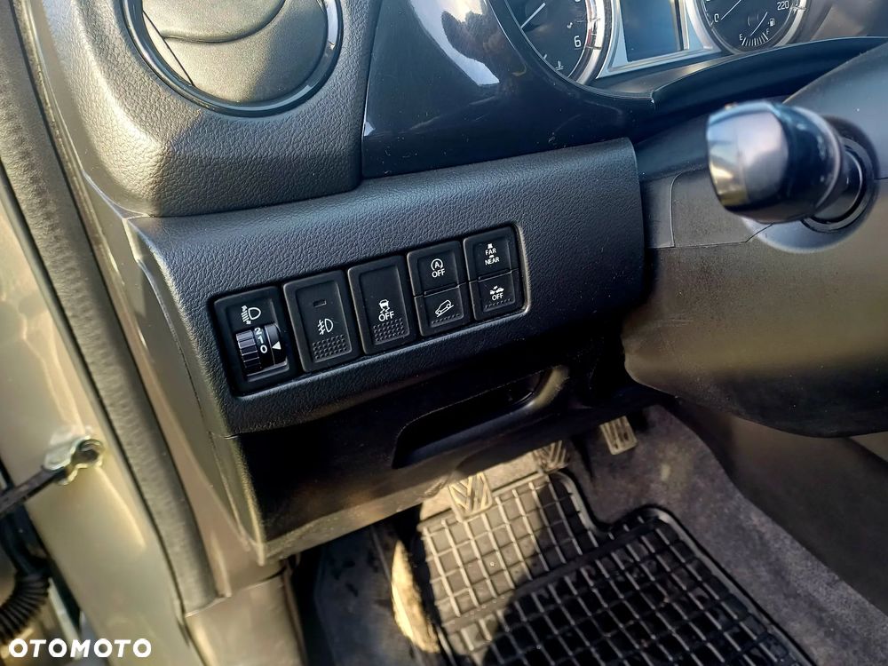 Suzuki Vitara 1.6 DDiS (4x4) Allgrip Comfort+ - 19