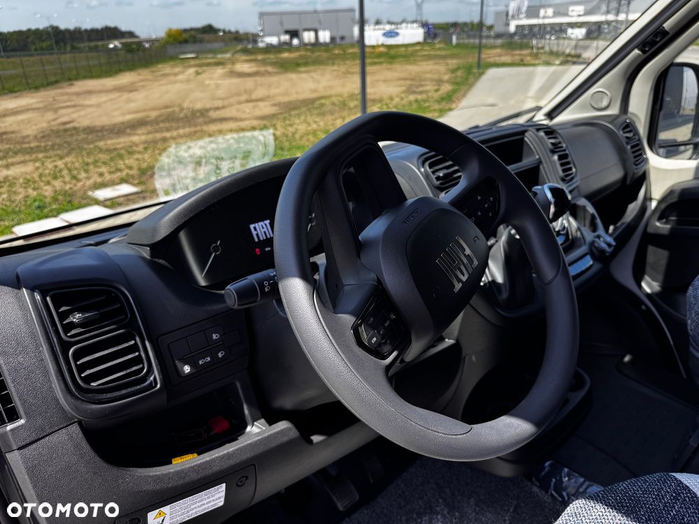 Weinsberg CaraSuite 700 ME FIAT - 13