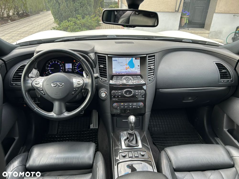 Infiniti QX70 3.7 AWD Design - 18