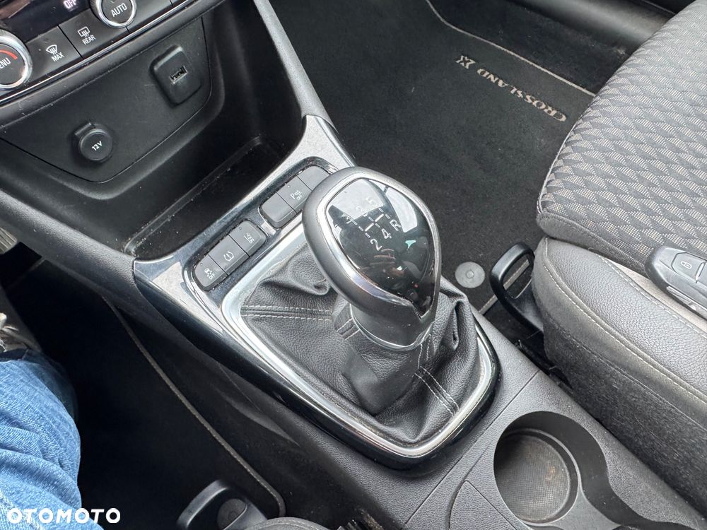 Opel Crossland X 1.2 Innovation - 13