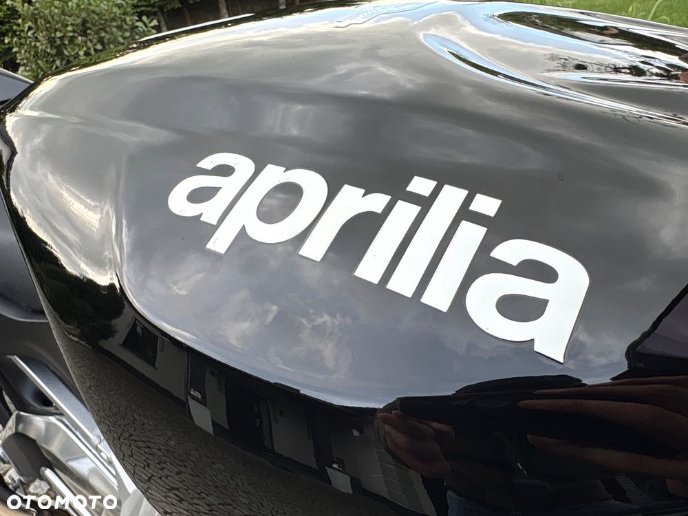 Aprilia RSV - 17