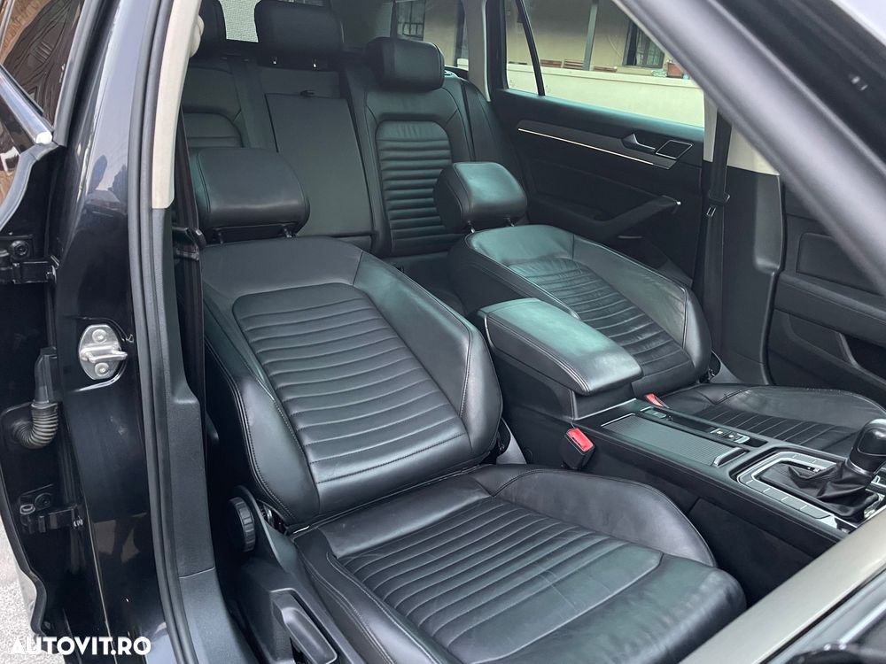 Volkswagen Passat - 16